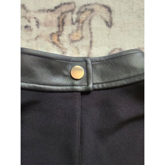 ALC Women's Sz. 4 Black Keyhole Front High Neck Sleeveless Top - Picture 6 of 7